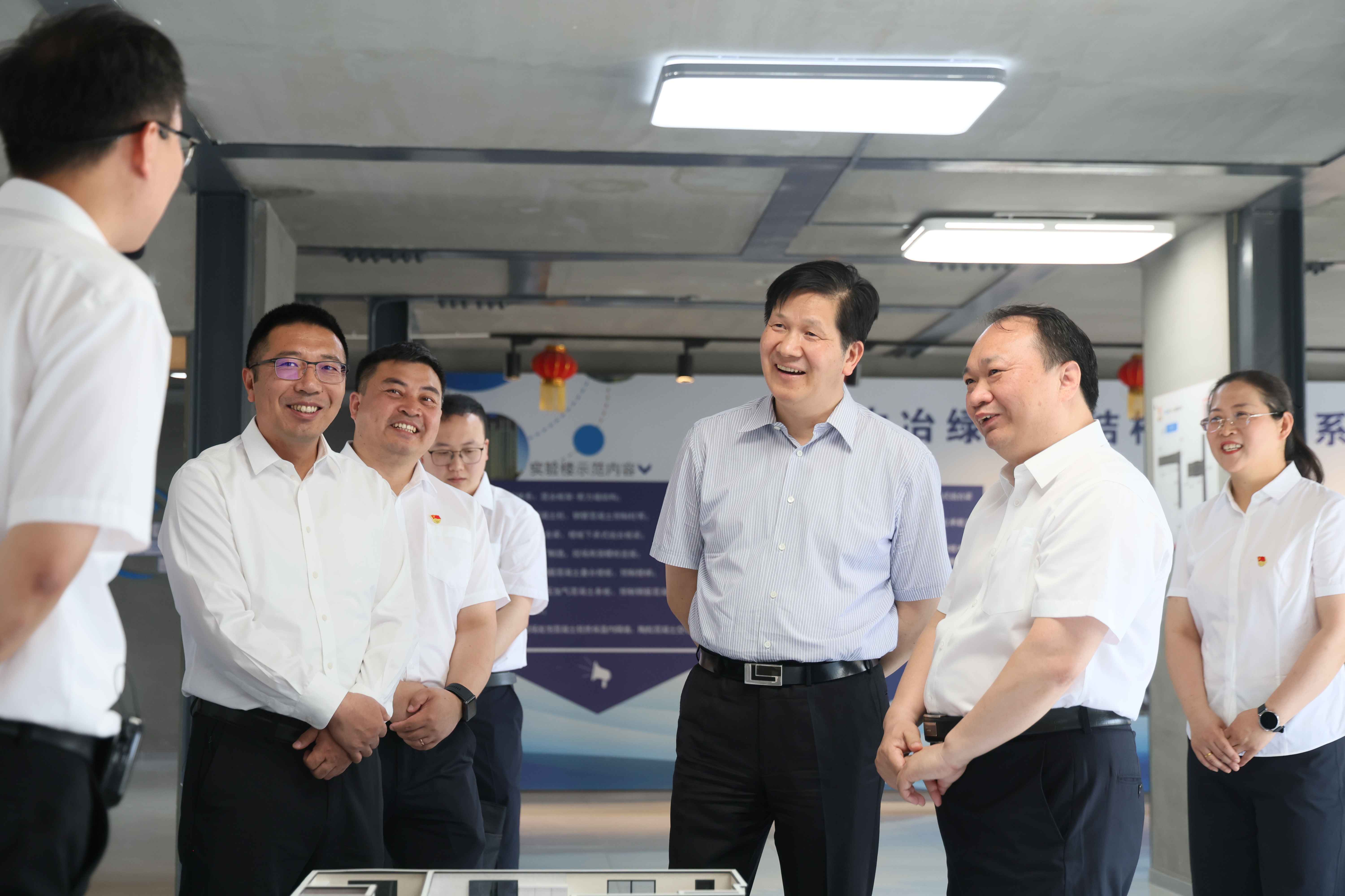 陈建光到国家装配式建筑产业基地调研(1).jpg